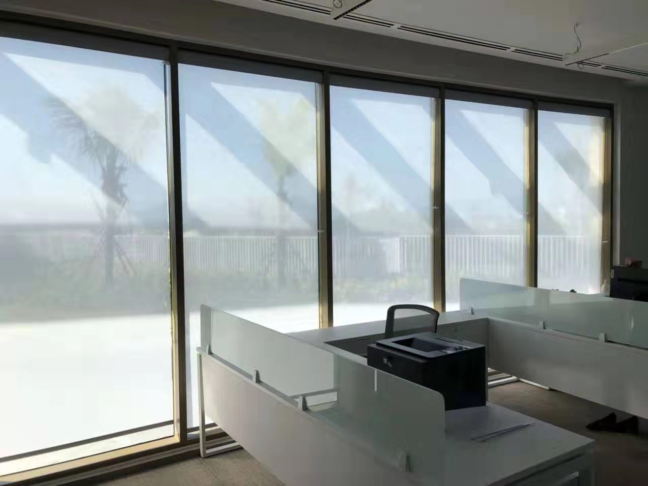 B2D Best Value 3% Solar Shades